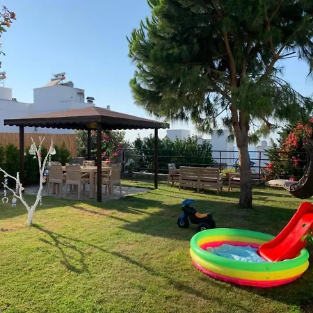 Seaside Flat With Pleasant Backyard In Bodrum