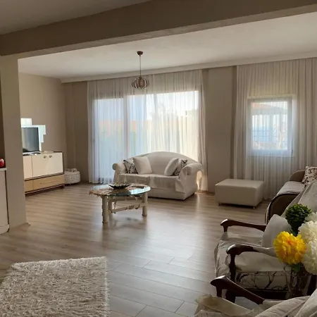 Appartement Seaside Flat With Pleasant Backyard In Bodrum Gundogan (Bodrum)